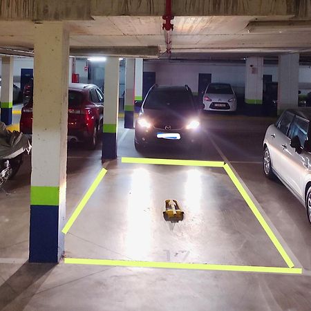 On The Beach! Frente Al Paseo Maritimo, Parking Y Piscina マラガ エクステリア 写真